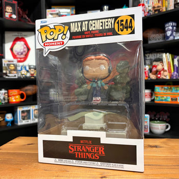 STRANGER THINGS: MAX AT CEMETERY (POP DELUXE)